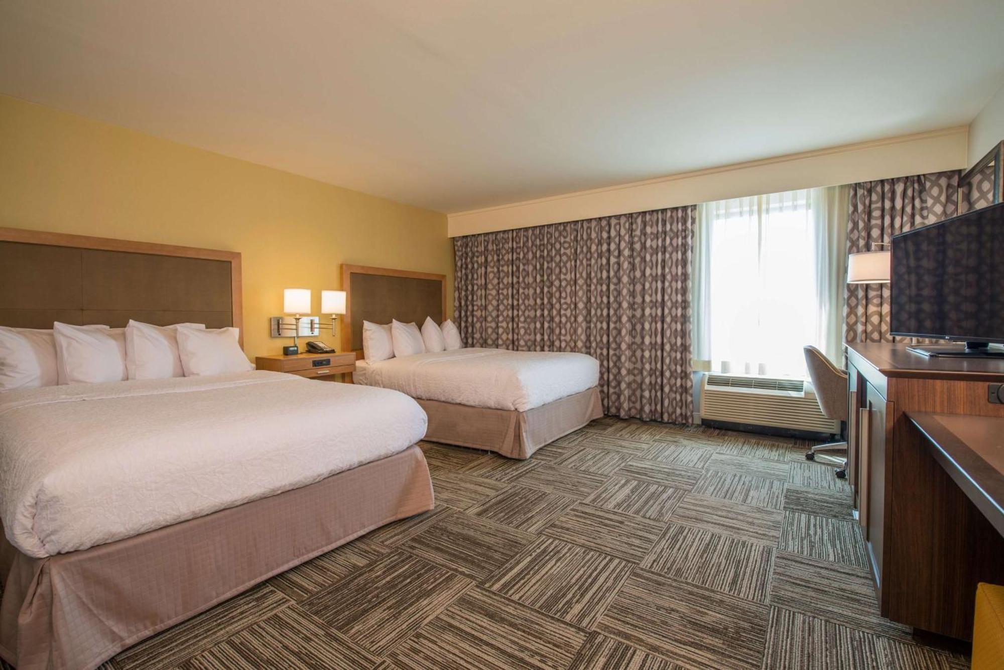 Hampton Inn Уэйнсборо Экстерьер фото